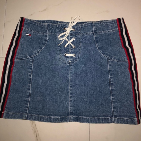 Tommy Hilfiger denim skirt - Picture 1 of 2